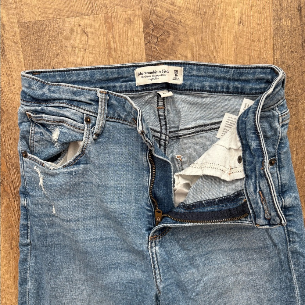 AF curve love super skinny high rise size 28